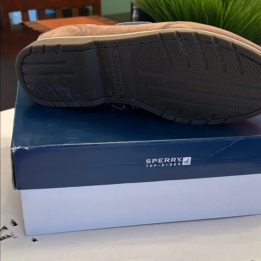 Sperry Men's Tan Boat Shoes - Picture 4 of 5